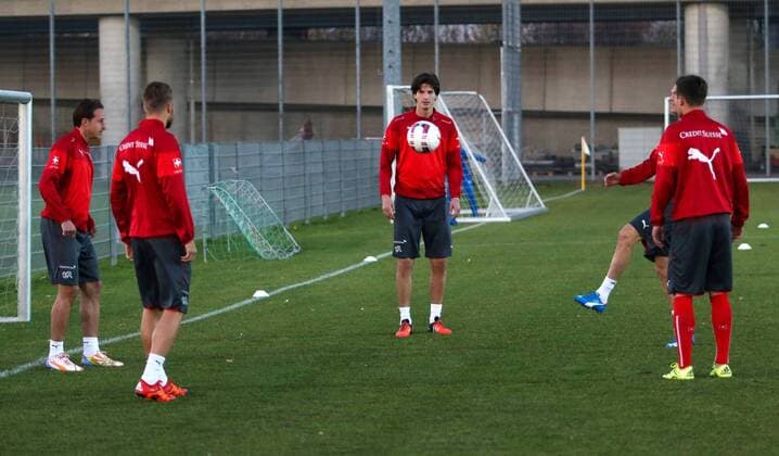 SOCCER - preview VIENNA,12.NOV.15 - SOCCER - training Nationalteam SUI. Image shows players of Switzerland. GEPAxpictures xPhilippxBrem