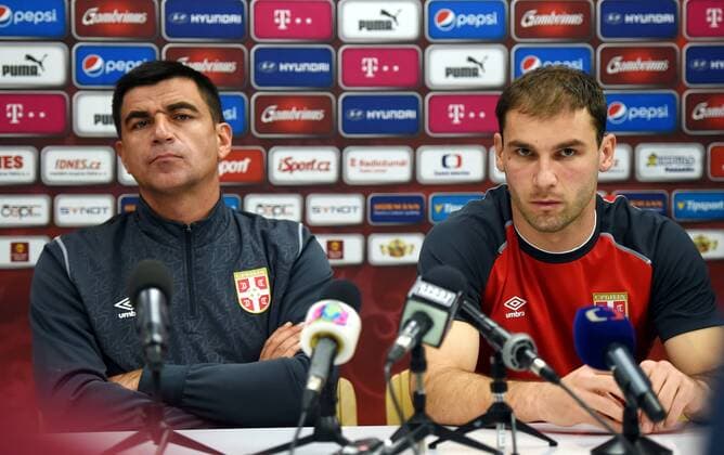 Serbia national team Nationalteam coach Radovan Curcic, left, and captain Branislav Ivanovic attend a news conference prior to the friendly soccer match Czech Republic vs Serbia in Prague, Czech Republic, on Thursday, November 12, 2015. (CTKxPhoto JaroslavxOzana) CTKPhotoP201511120842301  jao 2