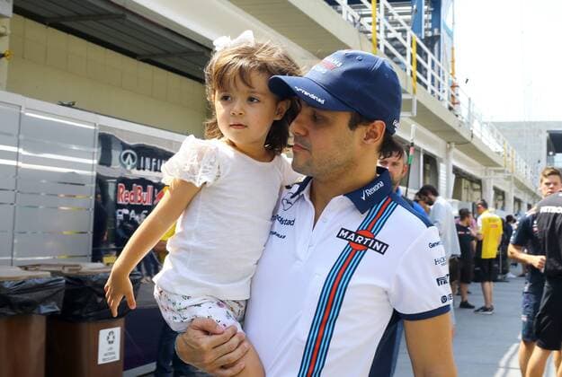 Brazil Grand Prix Formula 1 in 2015 SAO PAULO, Brazil - 11 12 2015: BIG FORMULA OF BRAZIL AWARD 1 2015 - The pilot Felipe Massa Williams Martini Racing and sea daughter during Brazil Grand Prix Formula 1 in 2015, held at the Interlagos circuit. (Photo: Rodolfo Buhrer La Picture FotoArena)  RodolfoxBuhrer