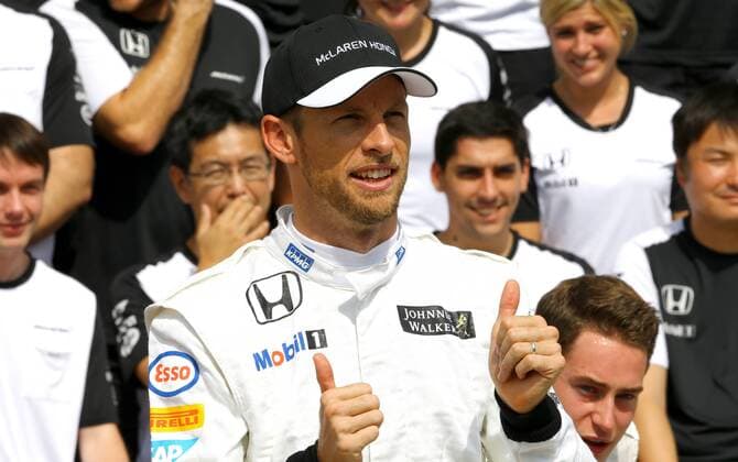 Brazil Grand Prix Formula 1 in 2015 SAO PAULO, Brazil - 11 12 2015: BIG FORMULA OF BRAZIL AWARD 1 2015 - The pilot Jeson Button of McLaren Honda in Brazil Grand Prix Formula 1 in 2015, held at the Interlagos circuit. (Photo: Rodolfo Buhrer La Picture FotoArena)  RodolfoxBuhrer