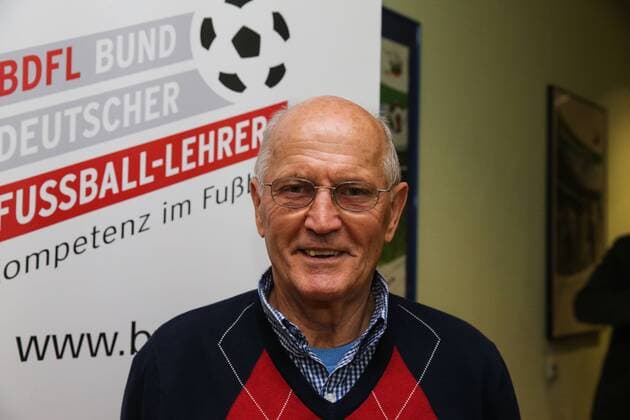 Otto Fräßdorf (Deutschland) - 16. BDFL Oldie Fußballtrainer Treffen in der Sportschule Egidius Braun in Leipzig - Portrait,Deutschland, Fussball, Mann, Maenner,10.11.2015