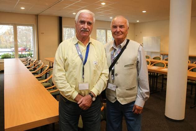 Alfred Matthäi (li.,Deutschland) und Günter Bach (FC Rot Weiss Erfurt,Deutschland) - 16. BDFL Oldie Fußballtrainer Treffen in der Sportschule Egidius Braun in Leipzig - Deutschland, Fussball, Mann, Maenner,10.11.2015