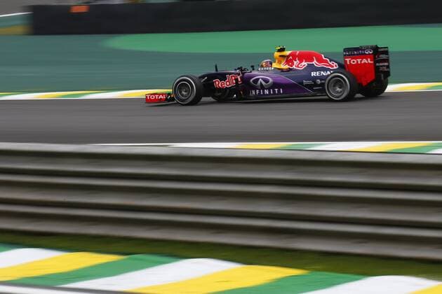 Motorsports: FIA Formula One World Championship WM Weltmeisterschaft 2015, Grand Prix of Brazil, 26 Daniil Kvyat (RUS, Infiniti Red Bull Racing), xHOCHxZWEIx