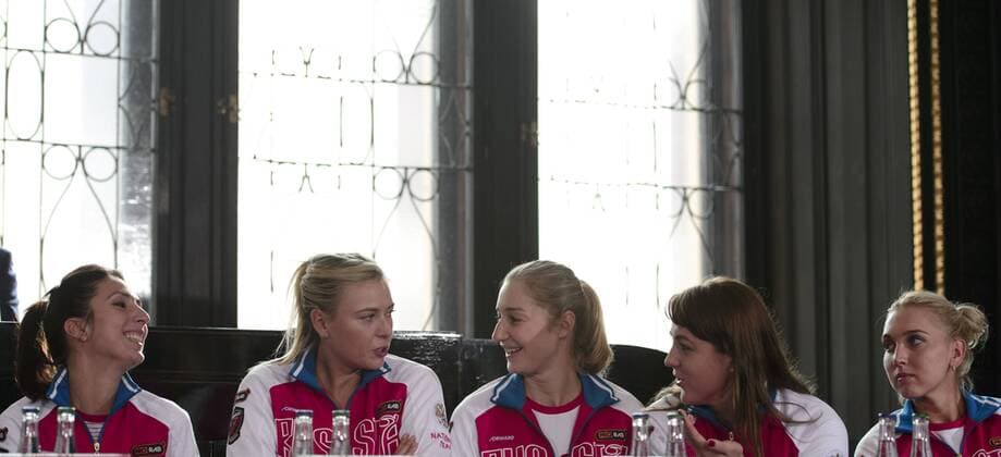 Russia s tennis Team players from left Anastasia Myskinova, Maria Sarapovova, Jekaterina Makarovova, Anastasija Pavljucenkovova a Jelena Vesninova during the Tennis draw of Fed Cup final 2015, Czech Republic - Russia. The Tennis draw takes place at Old Town Hall in Prague, Czech Republic, November 13, 2015. The Czech Republic-Russia Fed Cup match will be played on November 14th and 15th in Prague, Czech Republic. (CTKxPhoto MichalxKamaryt) CTKPhotoP201511130635501  kmt 13