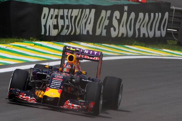 Brazilian Grand Prix, Sao Paulo 12 - 15 November 2015 13.11.2015 - Free Practice 1, Daniil Kvyat (RUS) Red Bull Racing RB11 