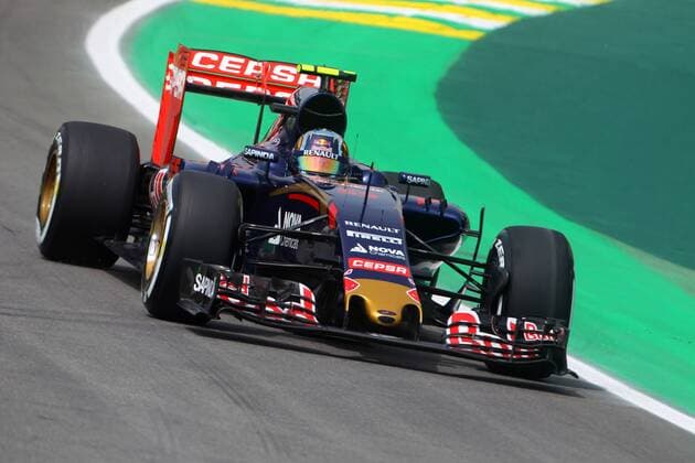 Brazilian Grand Prix, Sao Paulo 12 - 15 November 2015 13.11.2015 - Free Practice 1, Carlos Sainz Jr (ESP) Scuderia Toro Rosso STR10 