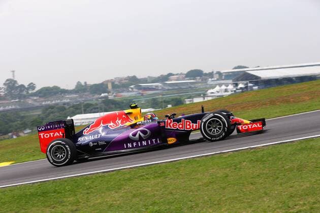 Brazilian Grand Prix, Sao Paulo 12 - 15 November 2015 13.11.2015 - Free Practice 1, Daniil Kvyat (RUS) Red Bull Racing RB11 