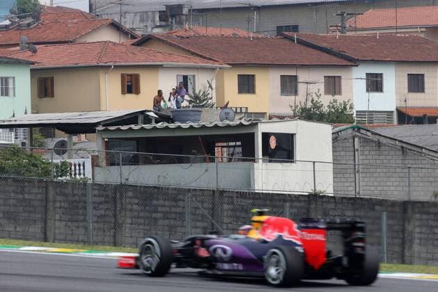 Brazilian Grand Prix, Sao Paulo 12 - 15 November 2015 13.11.2015 - Free Practice 1, Daniil Kvyat (RUS) Red Bull Racing RB11 