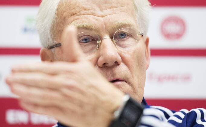 Fußball, Nationalteam Dänemark Pressekonferenz 151113 Förbundskapten Morten Olsen under Danmarks fotbollslandslags presskonferens den 13 november 2015 i Stockholm.  Copyright: JOELxMARKLUND BB151113JM071