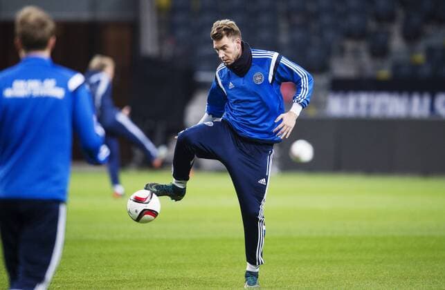 Fußball, Nationalteam Dänemark Training 151113 Nicklas Bendtner under Danmarks fotbollslandslags träning den 13 november 2015 i Stockholm.  Copyright: JOELxMARKLUND BB151113JM073