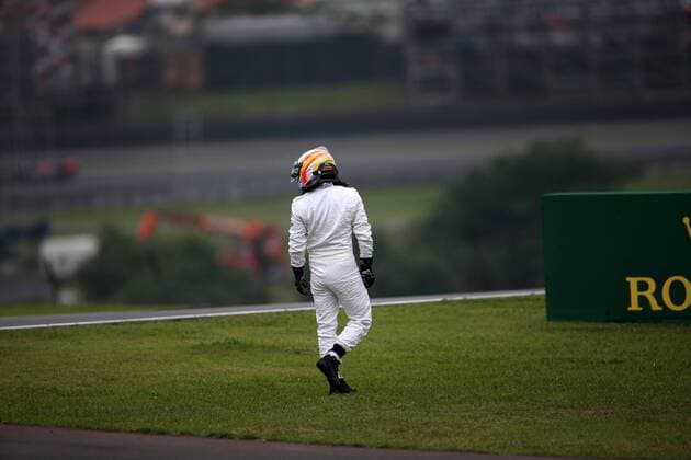 Brazilian Grand Prix, Sao Paulo 12 - 15 November 2015 13.11.2015 - Free Practice 2, Fernando Alonso (ESP) McLaren Honda MP4-30 retires from the practice. 