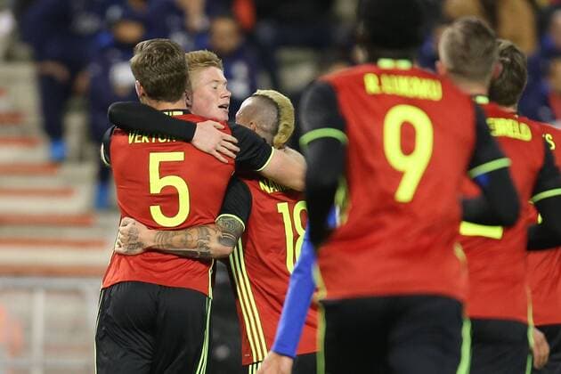 - BRUSSELS, BELGIUM: Belgium s Jan Vertonghen and Belgium s Kevin De Bruyne celebrate during a friendly soccer game between Belgian national team Nationalteam Red Devils and Italy, in Brussels, Friday 13 November 2015, a game in preparation of the Euro2016 European Championship EM Europameisterschaft BRUNOxFAHY  x04739639x