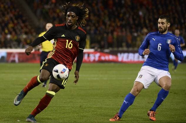 - BRUSSELS, BELGIUM: Belgium s Luis Pedro Cavanda and Italy s Antonio Candreva fight for the ball during a friendly soccer game between Belgian national team Nationalteam Red Devils and Italy, in Brussels, Friday 13 November 2015, a game in preparation of the Euro2016 European Championship EM Europameisterschaft DIRKxWAEM  x04739636x