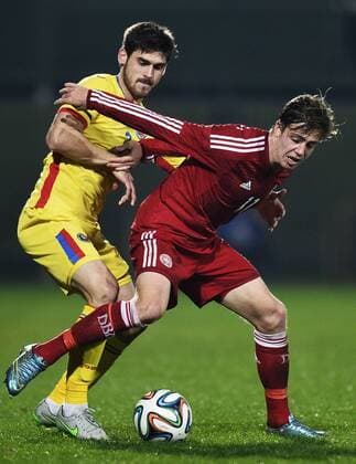 13.11.2015 Giurgiu(Romania) Romania-Denmark U21 U 21 European qualify men s football Frederik Borsting(r) Denmark and Robert Hodorogea (L) Romania :Str 