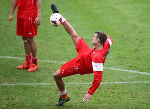 SOCCER - AUT vs SUI, friendly match, preview ALICANTE,SPAIN,14.NOV.15 - SOCCER - OEFB international match Länderspiel Austria vs Switzerland, friendly match, preview, team training camp, training team AUT. Image shows Stefan Ilsanker (AUT). GEPAxpictures xChristianxOrt