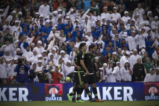 Carlos Vela (R) of Mexico celebrates his goal during the 2018 World Cup qualifying match between Mexico and El Salvador at Azteca Stadium in Mexico City, capital of Mexico, on Nov. 13, 2015. Mexico won 3-0. Pedro Mera) (rhj) (SP)MEXICO-MEXICO CITY-SOCCER-MEXICO VS EL SALVADOR e AlejandroxAyala 
