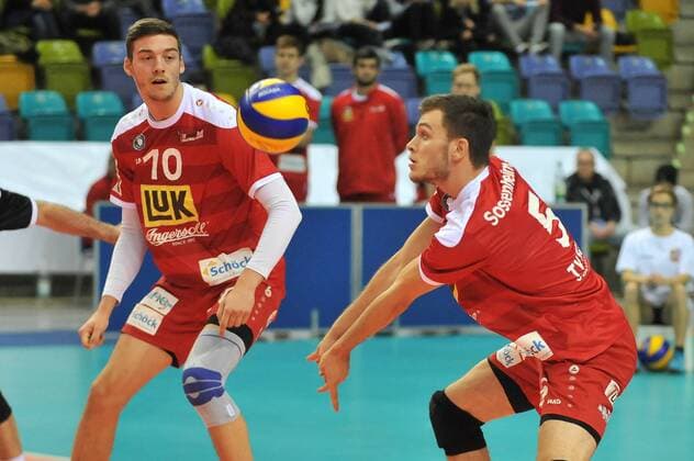 14.11.2015, xtkx, Volleyball 1.Bundesliga, United Volleys Frankfurt - TV Ingersoll Bühl, emspor v.l. Jens Sandmeier (TV Buehl) , David Sossenheimer (TV Buehl) ,