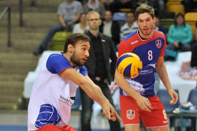 14.11.2015, xtkx, Volleyball 1.Bundesliga, United Volleys Frankfurt - TV Ingersoll Bühl, emspor v.l. Florian Ringseis (United Volleys) , Jan Kobucar (United Volleys) ,