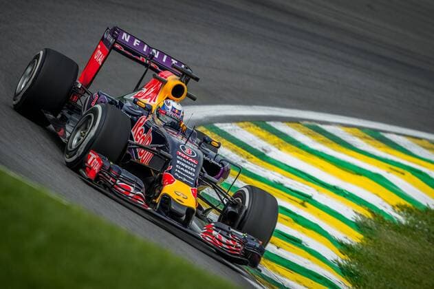Daniel Ricciardo, Red Bull Racing, formula 1 GP, Brasilien in Sao Paulo Interlagos, 14.11.15 Photo:mspb Jose_Mario_Dias Daniel Ricciardo, formula 1 GP, Brasilien