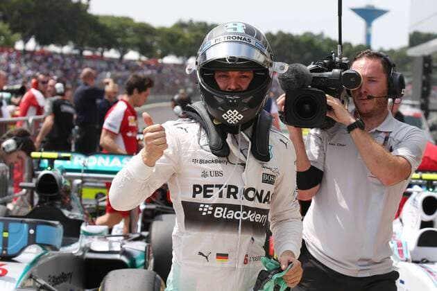 Motorsports: FIA Formula One World Championship WM Weltmeisterschaft 2015, Grand Prix of Brazil, 6 Nico Rosberg (GER, Mercedes AMG Petronas Formula One Team), xHOCHxZWEIx