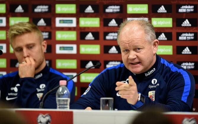 Fußball, EM Quali, Norwegen Pressekonferenz Fotball , 14. november 2014 , Play-off , Ungarn - Norway EURO 2016 - Qualification: play-off Hungary -Norway Press Conference coach Per-Mathias Hogmo, Norway and Per Ciljan Skjelbred 