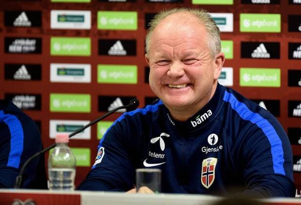 Fußball, EM Quali, Norwegen Pressekonferenz Fotball , 14. november 2014 , Play-off , Ungarn - Norway EURO 2016 - Qualification: play-off Hungary -Norway Press Conference coach Per-Mathias Hogmo, Norway 