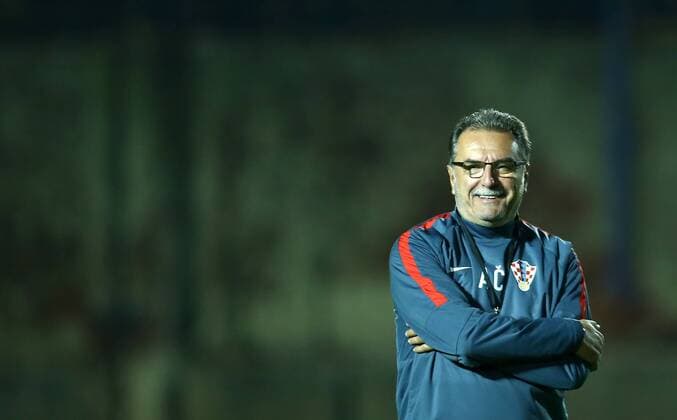 PXL_Croatia national football team training 14.11.2015., Zagreb, Croatia - Croatia national football team training at Hitrec-Kacian pitch ahead of their friendly match against Russia in Krasnodar on 17 November 2015. Head coach Ante Cacic.  SlavkoxMidzor PIXSELL