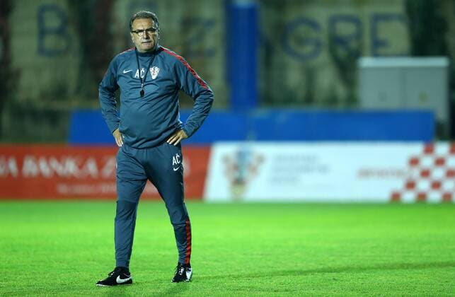 PXL_Croatia national football team training 14.11.2015., Zagreb, Croatia - Croatia national football team training at Hitrec-Kacian pitch ahead of their friendly match against Russia in Krasnodar on 17 November 2015. Head coach Ante Cacic.  SlavkoxMidzor PIXSELL