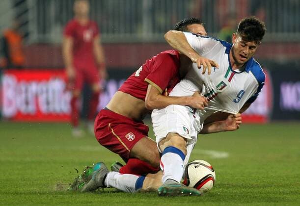 13.11.2015 Novi Sad(Serbia) Serbia-Italy U21 U 21 European qualify men s football Vukasin Jovanovic(L) Serbia stopped Alberto Cerri (r) Italy : 
