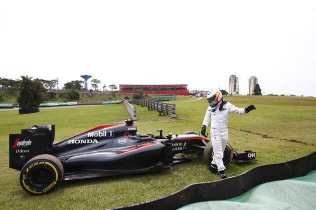 Motorsports: FIA Formula One World Championship WM Weltmeisterschaft 2015, Grand Prix of Brazil, 14 Fernando Alonso (ESP, McLaren Honda), xHOCHxZWEIx