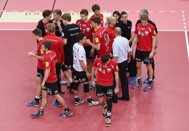 Volleyball 1. Bundesliga Saison 2015 2016 TV Rottenburg - TSV Herrsching 14.11.2015 Enttaeuschung TV Rottenburg 