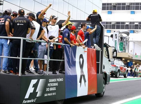 Brazil Grand Prix Formula 1 in 2015 SAO PAULO, Brazil - 11 15 2015: BIG FORMULA OF BRAZIL AWARD 1 2015 - Tribute to the fallen in France during the Brazil Grand Prix Formula 1 in 2015, held at the Interlagos circuit. (Photo: Rodolfo Buhrer La Picture FotoArena)  RodolfoxBuhrer
