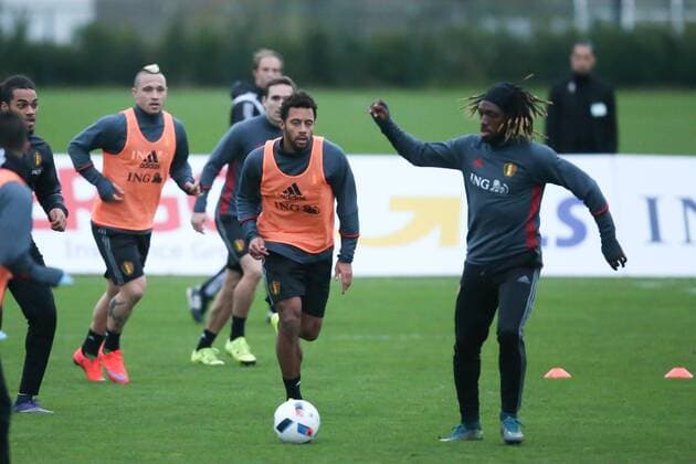 - BRUSSELS, BELGIUM: Belgium s Moussa Dembele and Belgium s Luis Pedro Cavanda fight for the ball during a training session of the Red Devils, the Belgian national soccer team, Sunday 15 November 2015, in Brussels. Next Tuesday the team plays against Spain in preparation of Euro2016. BRUNOxFAHY  x04740918x