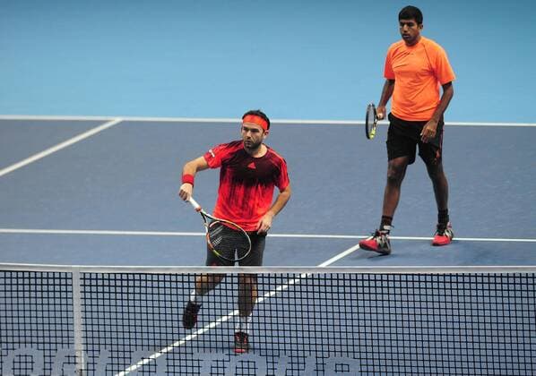 Tennis - 2015 ATP Tennis Herren World Tour Finals at The O2 - Day One Group : Ashe Smith : Mens doubles : Bob Bryan and Mike Bryan (usa) vs. Rohan Bopanna (ind) and Florin Mergea (rou) Rohan Bopanna (ind) and Florin Mergea (rou) COLORSPORT ANDREW COWIE 
