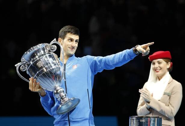 15.11.2015 the O2 London, England. ATP Tennis Herren Tennis Tour Finals Day 1. Novak Djokovic was presented on court with Year End World No.1 Ranking Singles Award during the Day 1 Barclays ATP World Tour Finals from the O2 Arena xHongboxChenx  ActionPlus11681938