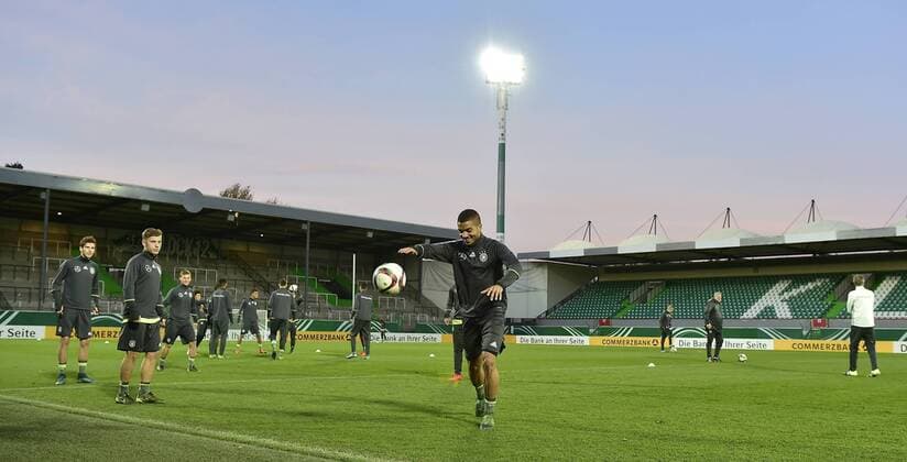 16.11.2015 - U-21 Junioren - U-21 Nationalmannschaft Deutschland Germany - Training - - Impression -