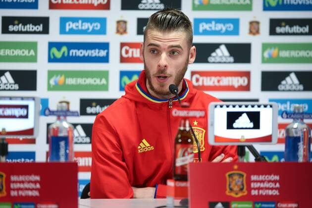 Fußball, PK Nationalteam Spanien - BRUSSELS, BELGIUM: Spain s goalkeeper David de Gea pictured during a press conference PK Pressekonferenz of the Spanish national soccer team, Monday 16 November 2015, in Brussels. Tomorrow Spain is playing the Red Devils, the Belgian national soccer team, in preparation of the Euro2016 European Championships. BRUNOxFAHY  x04741409x