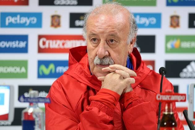 Fußball, PK Nationalteam Spanien - BRUSSELS, BELGIUM: Spain s head coach Vicente del Bosque pictured during a press conference PK Pressekonferenz of the Spanish national soccer team, Monday 16 November 2015, in Brussels. Tomorrow Spain is playing the Red Devils, the Belgian national soccer team, in preparation of the Euro2016 European Championships.  x04741418x