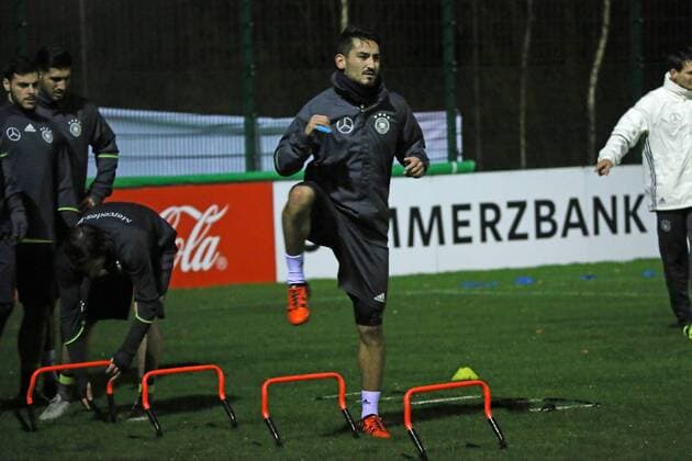 Ilkay Guendogan - Training der Deutschen Nationalmannschaft, Sportschule Barsinghausen