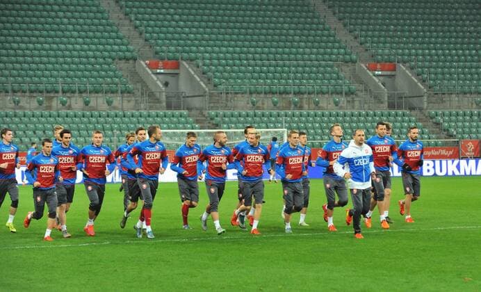 Czech soccer players during the training before the friendly soccer match between Czech Republic and Poland in Wroclaw, Poland, November 16, 2015. (CTKxPhoto DavidxSvab) CTKPhotoP201511161033701  svd