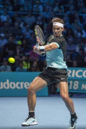 16.11.2015. The O2, London, England. ATP Tennis Herren Tennis Tour Finals. Day 2. Rafael Nadal (ESP) 5 in action during his match against Stan Wawrinka (SUI) 5 . Nadal won the match in straight sets. xStephenxBartholomewx  ActionPlus11682315