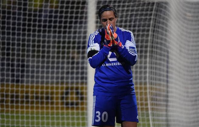 18.11.2015, xjhx, Fussball UEFA Champions League, 1.FFC Frankfurt - LSK Kvinner, emspor, v.l. Anne-Kathrine Kremer (1.FFC Frankfurt)