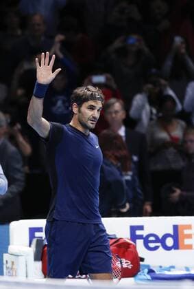 19.11.2015 the O2 London, England. ATP Tennis Herren Tour Finals Day 5. Roger Federer (SUI) celebrates as he defeats Kei Nishikori (JPN) by a score of 7-5, 4-6, 6-4 xHongboxChenx  ActionPlus11682864