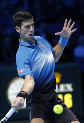 19.11.2015 the O2 London, England. ATP Tennis Herren Tour Tennis Finals Day 5. Novak Djokovic (SRB) defeats Tomas Berdych (CZE) by a score of 6-3, 7-5 during Day Five Barclays ATP World Tour Finals from the O2 Arena xHongboxChenx  ActionPlus11682922