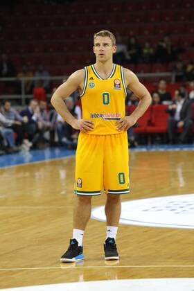 Euroleague Group B Basketball match between Anadolu Efes and CSP Limoges in Istanbul on November 20, 2015. Final Score: Anadolu Efes 92 - CSP Limoges 74 Pictured: Heiko Schaffartzik 0 of CSP Limoges. 