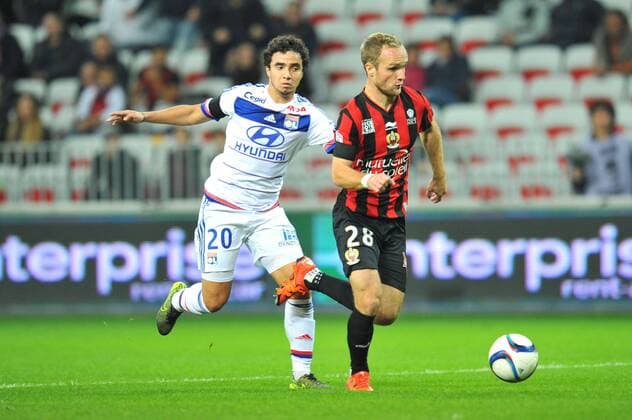 VALERE GERMAIN (ogcn) - RAFAEL (ol) FOOTBALL : OGC Nice vs Olympique Lyon - Ligue 1 2015 2016 - 20 11 2015 FEP Panoramic 