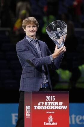 21.11.2015 The O2 London, England. ATP Tennis Herren Tour Finals Day 7. Alex Zverev was presented the ATP Star of Tomorrow Award during Day Seven Barclays ATP World Tour Finals from the O2 Arena xHongboxChenx  ActionPlus11683454
