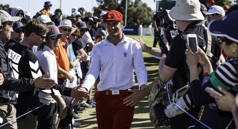 Nov. 22, 2015 - Melbourne, Victoria, Australia - Bryce DeChambeau of the United States wins the Amateur title with a final round of 6 under during day 4 2015 Australian Masters at Huntingdale Golf Club in Melbourne, Australia. Golf 2015 - Peter Senior wins the 2015 Australian Masters - ZUMAk106