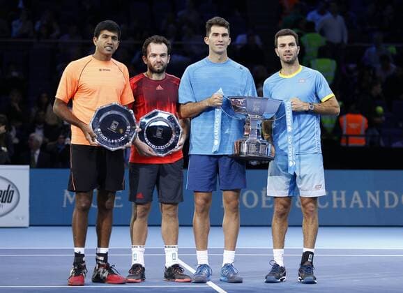 22.11.2015 the O2 London, England. ATP Tennis Herren Tour Tennis Finals Day 8. Jean-Julien Rojer (NED) and Horia Tecau (ROU) celebrate fter they defeated Florin Mergea (ROU) and Rohan Bopanna (IND) in Final Double match by a score of 6-4, 6-3 during Day Eight Barclays ATP World Tour Finals from the O2 Arena xHongboxChenx  ActionPlus11683944
