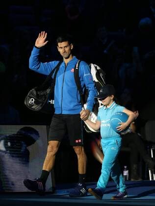 (151123) -- LONDON, Nov. 22, 2015 -- Novak Djokovic of Serbia enters the court ahead of the men s single s final against Roger Federer of Switzerland at the ATP Tennis Herren World Tour Finals at the O2 Arena in London, Britain, Nov. 22, 2015. Djokovic won 2-0. )? (SP)BRITAIN-LONDON-TENNIS-ATP FINAL-FEDERER VS DJOKOVIC HanxYan 